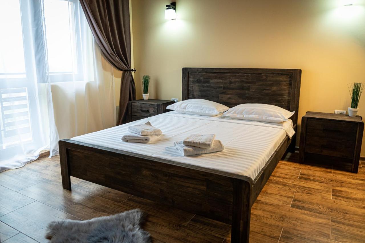 Villa Wild Петрошани Экстерьер фото